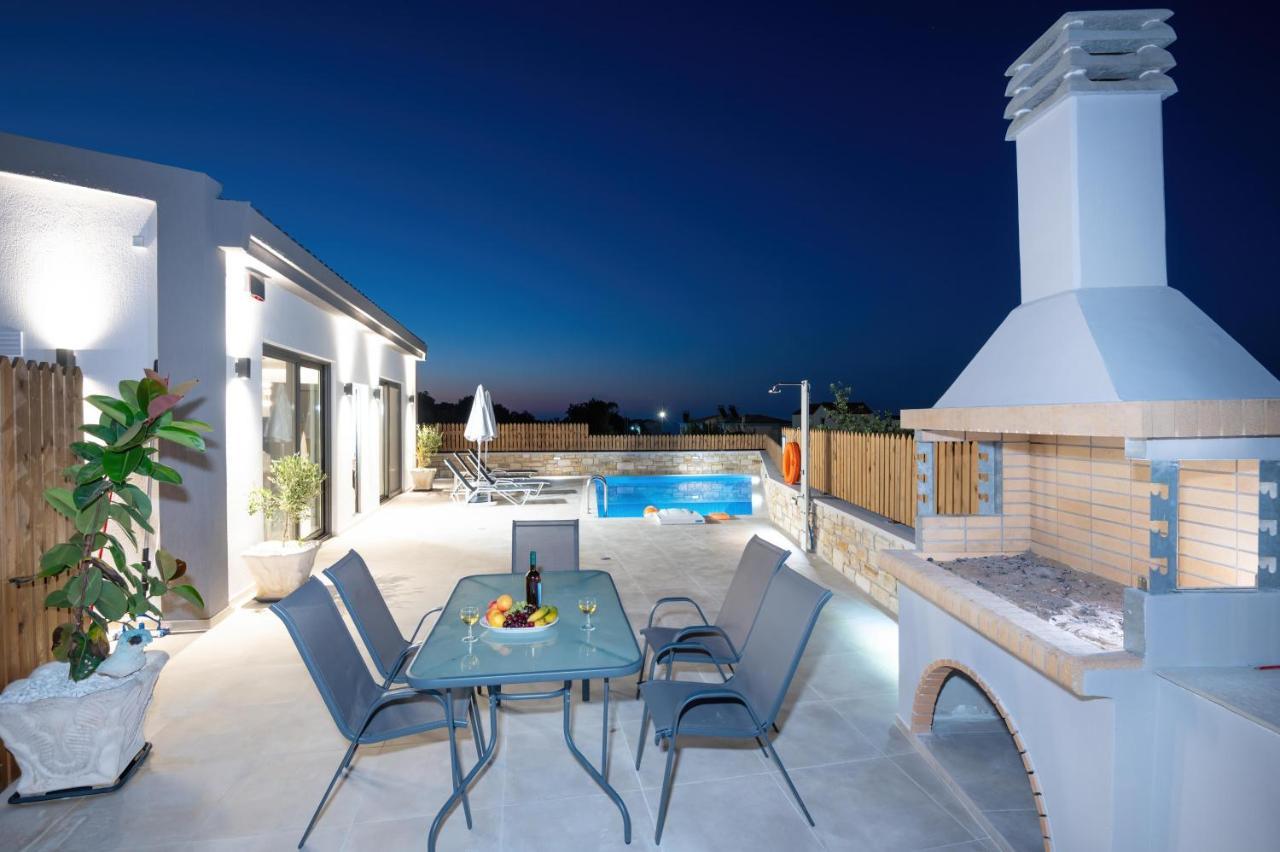 Holiday home Halaro *