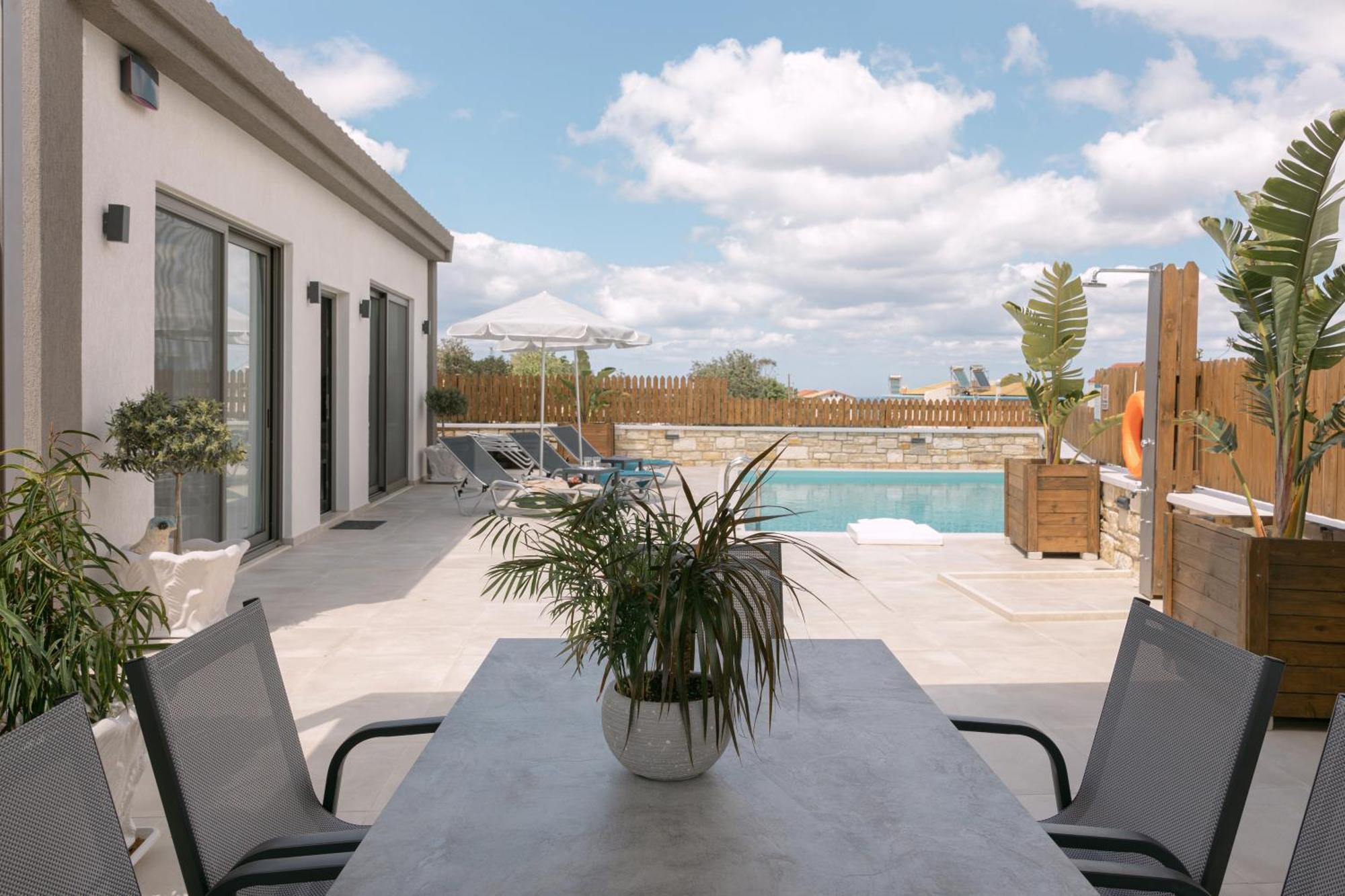 Halaro Holiday home *